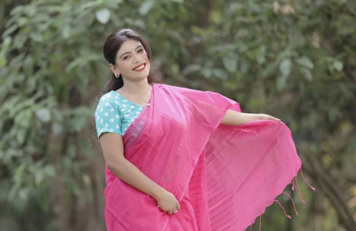 স্নিগ্ধা হোসেইন অভিনেত্রী বাসপ পুরস্কারে  ভূষিত হয়েছেন।
